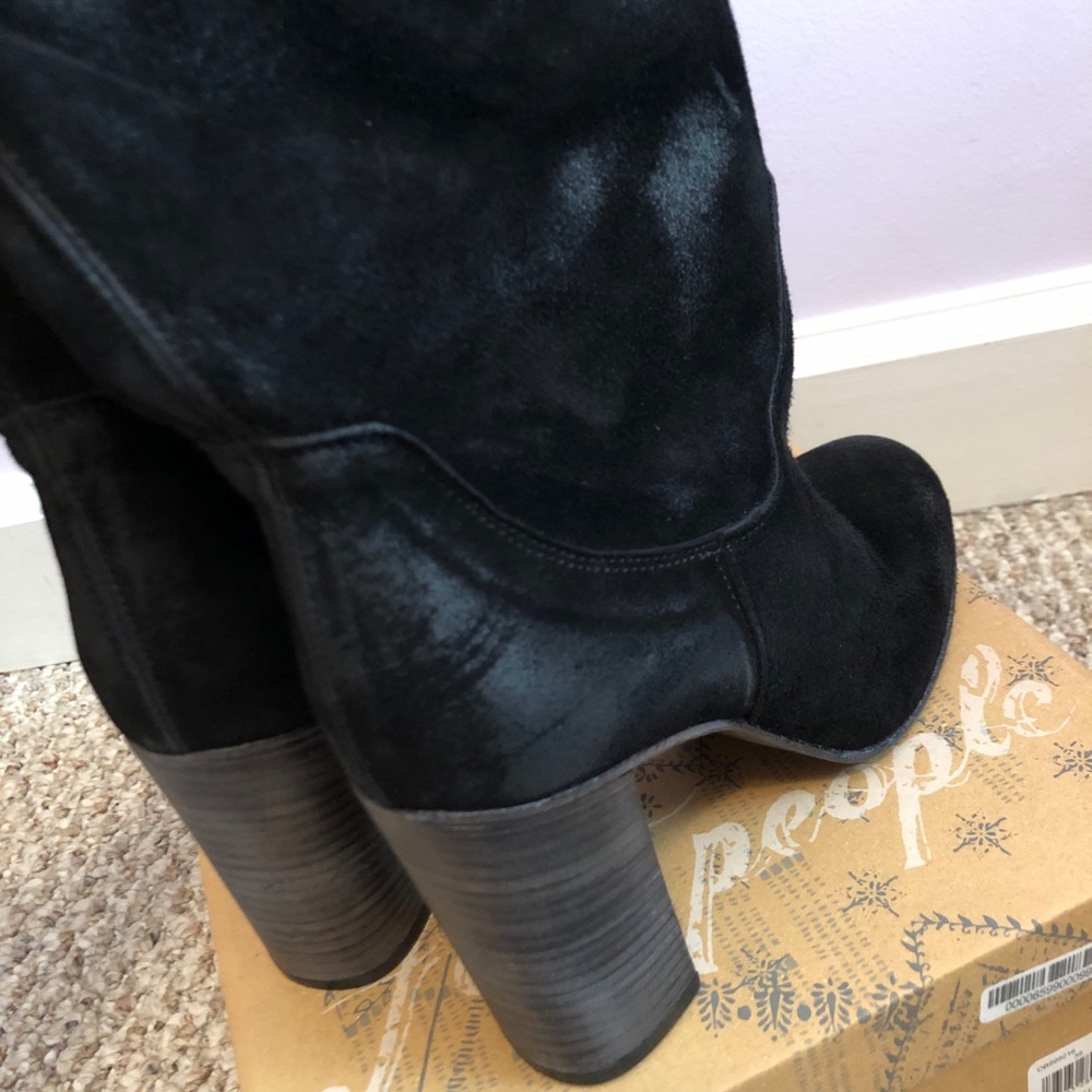 Free People Dakota Black Slouchy Suede Heel Boot - Picture 14 of 16